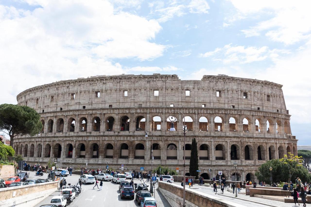 ローマ Sonder At Colosseum Cloistersアパートホテル エクステリア 写真